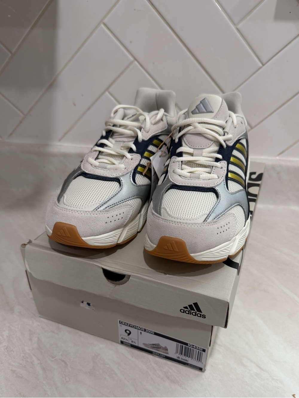 Adidas Men’s Crazychaos 2000 Shoes (Size: 9)